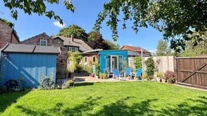 Photo 30- click for photo gallery